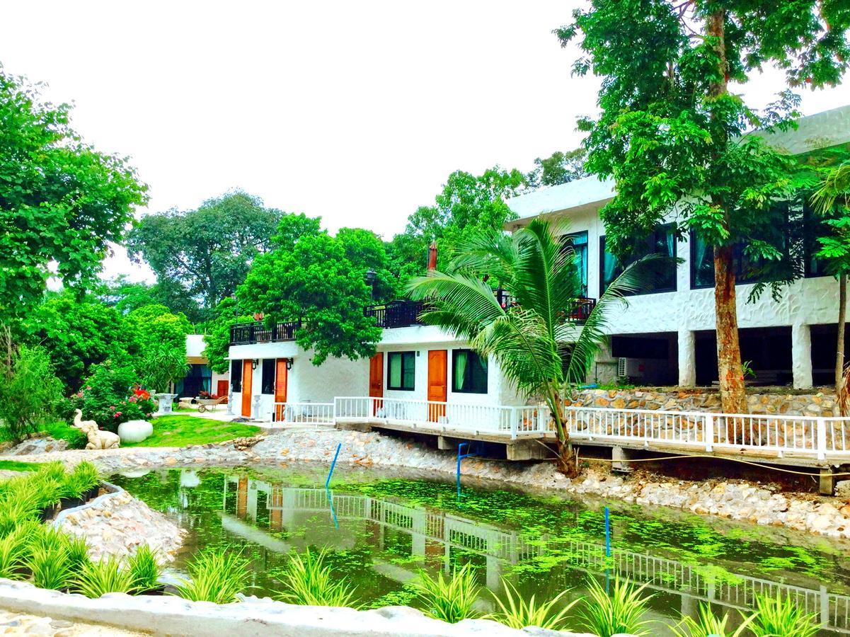 Silver Garden Resort Suan Phueng Exterior photo